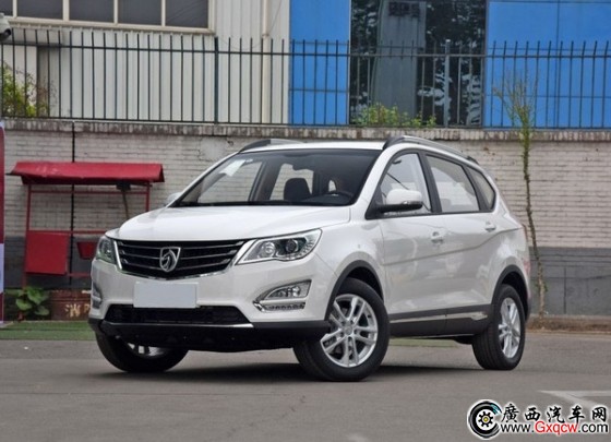 g֮x15fԪԃ(ni)Ʒ|(zh)SUV 