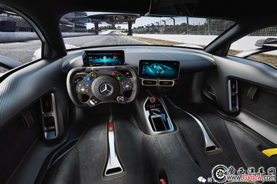 GT2 RSӛ÷ِ˹-AMG ONEɼ~a(chn)܇